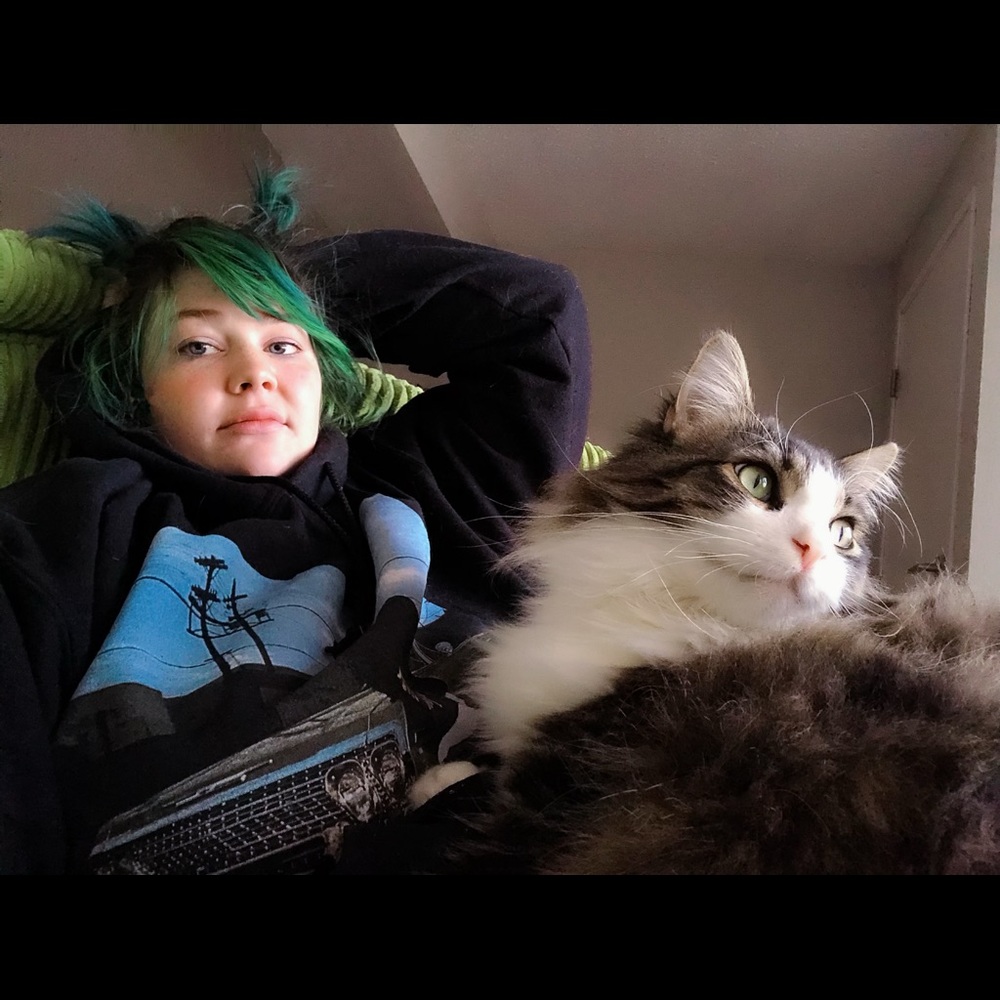 Meet your Posher, Caroline